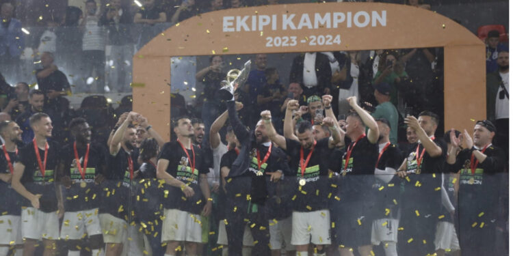Egnatia shpallet kampione e Shqipërisë për sezonin 2023-2024 ⚽️🏆!