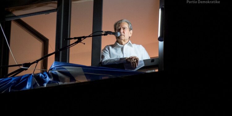 Berisha: Edi Rama, ti dhe Olsi jeni peshkaqenë të pamëshirë, keni futur dhe fusni hundët në çdo vjedhje të madhe në këtë vend