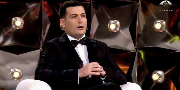 Meritoni, finalisti i parë që lë garën për çmimin e madh! Opinionisti Arbër Hajdari: Ja çfarë e penalizoi