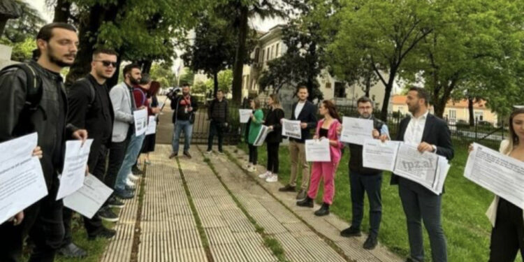 ‘Sulmet ndaj gazetarëve’/ Açka-Ramës: Vetëm ju mos bëni moral për lirinë e fjalës!