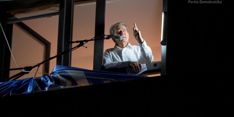 Berisha-emigrantëve: PD ju jep fjalën ju se pas kthimit në pushtet do keni kuadrin ligjor më tërheqësin për investimet tuaja, për punësimin tuaj