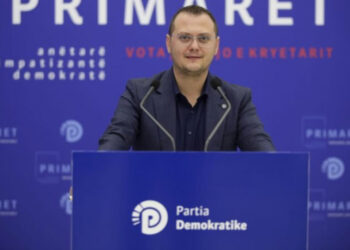 Rama nis turin nga Athina, PD: Priteni me protesta!