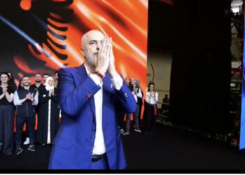  Rama-shqiptarëve të Italisë: Koha e mirë e Shqipërisë ka ardhur, kthehuni!