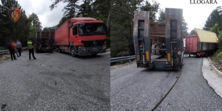 Bllokohet aksi Orikum-Llogara, kamioni rrëshqet në kthesë