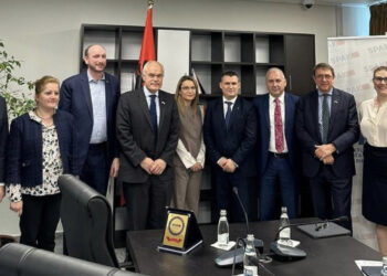 Britanikët i japin zemër Dumanit për të arrestuar të korruptuarit