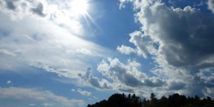 Ditë me diell dhe temperatura të larta, si parashikohet të jetë moti të martën