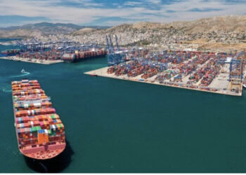 Kishin destinacion Durrësin, kapen 250 kilogramë kokainë në portin e Pireut, në pranga 2 shqiptarë