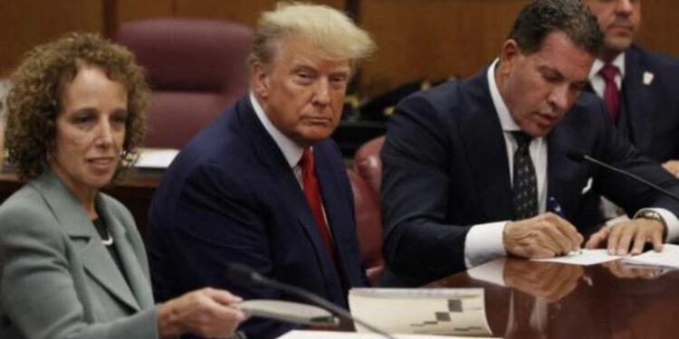 Donald Trump gjobitet sërish për shkelje