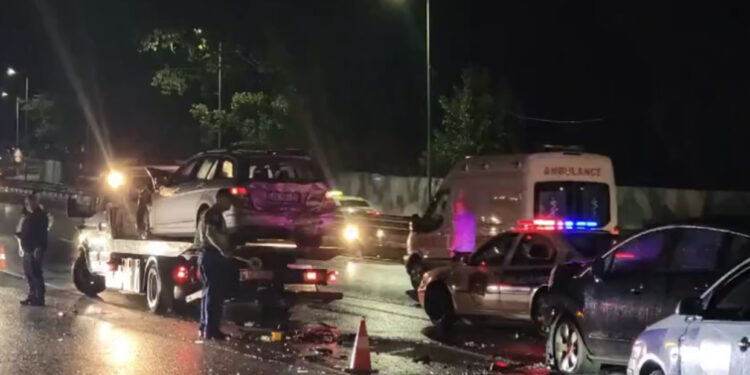 Aksident i 4-fishtë në Durrës, 8 të plagosur, mes tyre edhe 3 fëmijë