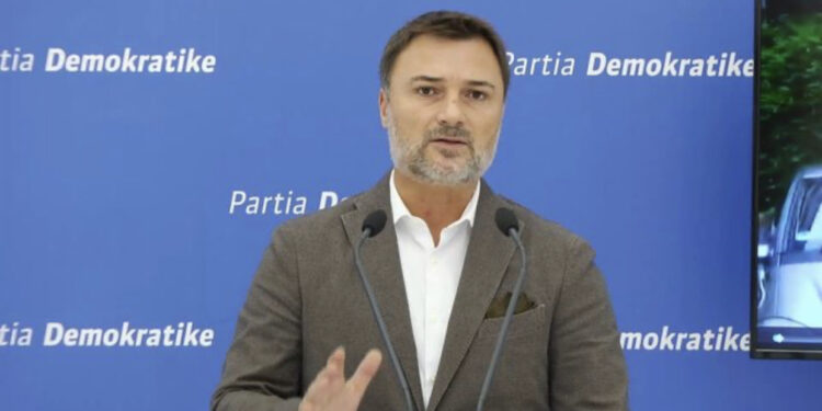 Alibeaj thirrje Ramës: Hiq imunitetin, prano Vetingun, lëri llafet…