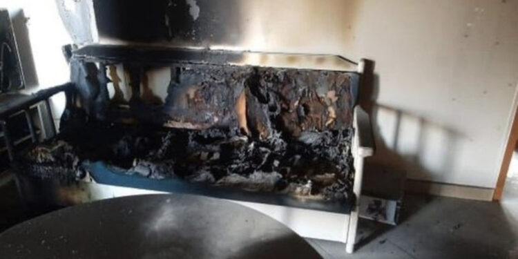 Shkrumbohet një banesë në Sarandë, dyshohet se shkak për zjarrin është bërë…