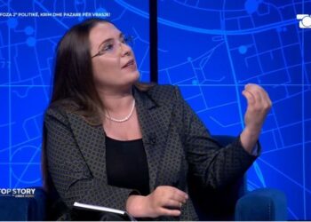 Operacioni i SPAK/ Gazetarja zbardh detaje: Bandat kriminale të lidhura me Policinë. Qytetari denoncoi, efektivi e ‘demaskoi’ si spiun