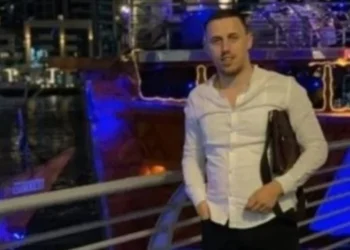 Megaoperacioni i SPAK/ Shoqërohet në polici Armando Ndreca! Vëllait të deputetit iu gjet stani me kanabis, por Gjykata e Lezhës e liroi