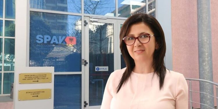 Abuzim me tendera, SPAK dërgon për gjykim ish-kryetaren e Bashkisë Patos dhe disa ish-zyrtarë