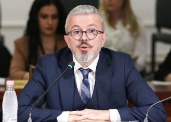 U përjashtua për 15 vite nga sistemi i drejtësisë, Këshilli i Lartë i Prokurorisë shkarkon Alfred Ballën me 9 vota pro