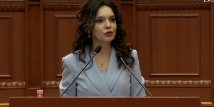 Spiropali i përgjigjet Shehut për gjenocidin: Përmes jush një segment nacional folklorik i politikës shqiptare kërkon të bëjë politke me viktimat e vrasjeve