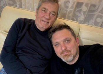 “Nuk e besonin”/ Juli tregon vështirësitë e babait të tij gjatë komunizmit: E çuan në psikiatri për 6 muaj