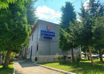 E rëndë në Korçë/ Gjendet i pajetë një person në mes të rrugës, zbardhen dyshimet e para