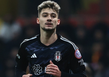 Ernest Muçi kërkohet nga skuadra angleze, sezonin e ardhshëm luan në Champions League