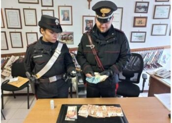 Fitonin 100 mijë euro në muaj nga shitja e kokainës, arrestohen 8 persona në Itali, mes tyre edhe shqiptarë