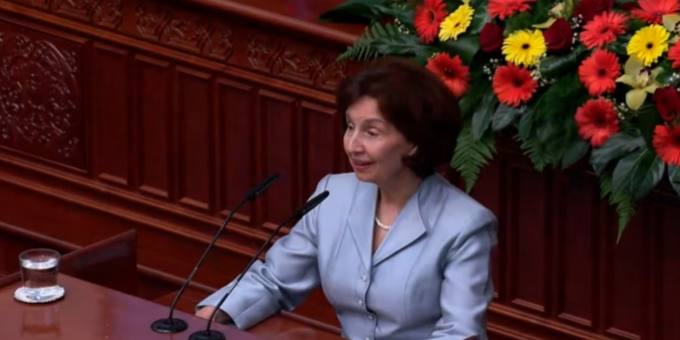 BE: Keqardhje që presidentja e re e Maqedonisë së Veriut nuk përdori emrin kushtetues të vendit