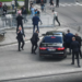 VIDEO/ I gjunjëzuar dhe me duar në bark, momenti i plagosjes së kryeministrit të Sllovakisë