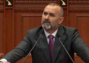 Ulsi Manja zbulon se kush janë 8 zyrtarët që përfituan nga Amnistia Penale