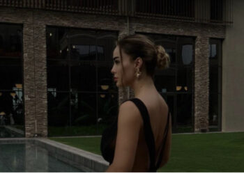 FOTO/ Dramat e fundit në jetë – Xhensila Myrtezaj ‘arratiset’ drejt Turqisë vetëm me fëmijët