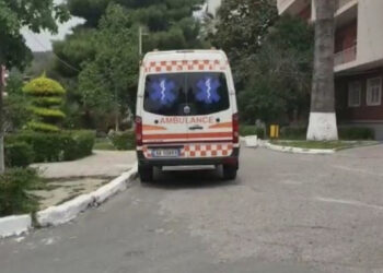 U gjet e pajetë në bregun e liqenit të Kukësit, policia: Në trup kishte shenja dhune