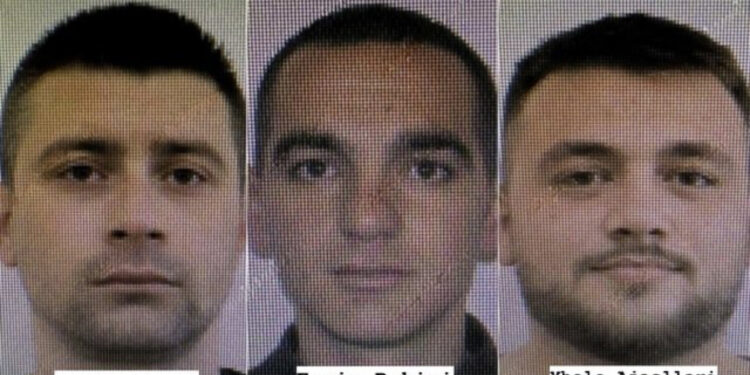 Foto-Lajm/ Aksioni antidrogë në Tiranë, kush janë tre të rinjtë e arrestuar