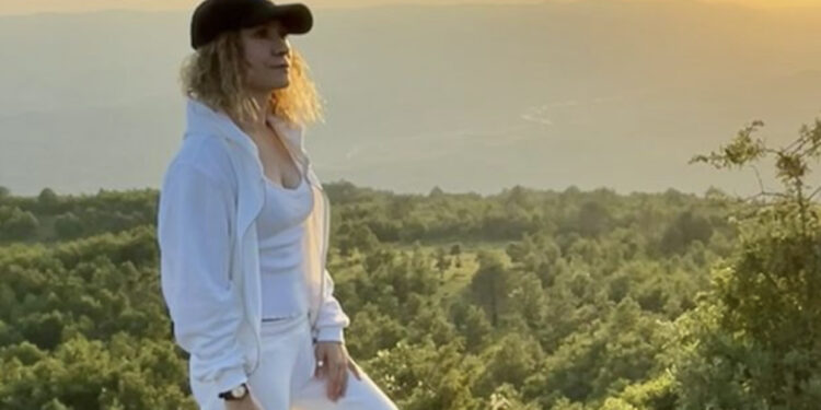 ‘Çfarë do më shumë njeriu?’, ja si po e shijon Egla fitoren