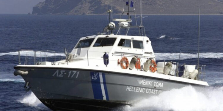 Shpëtohen nga mbytja 38 emigrantë të paligjshëm