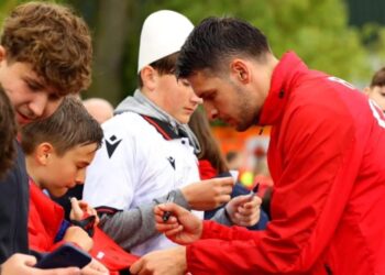 “Muri i Verdhë i Borusias zëvendësohet nesër nga dallga kuqezi”