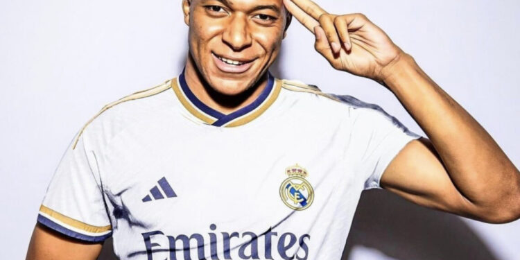 Zyrtare/ Kylian Mbappe është ‘Galaktik’, Real Madrid njofton transferimin e sulmuesit