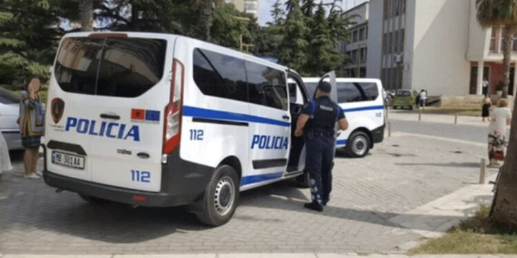 U kap mat duke shitur kanabis, arrestohet 30-vjeçari në Durrës