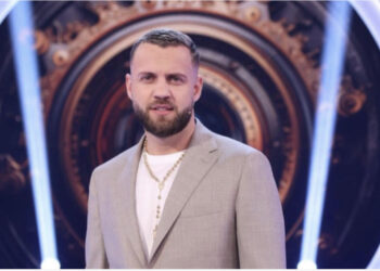 FOTO/ Luiz Ejlli ndalohet nga policia? Këngëtari ndan me ndjekësit foton