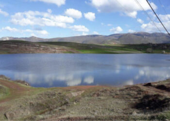 Ishte larguar nga banesa, gjendet i mbytur në rezervuar 33-vjeçari