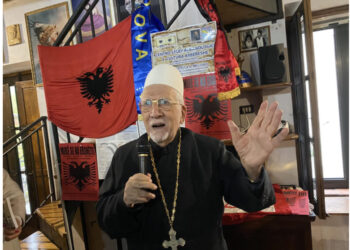 At Antonio Bellusci: Himarjotët që ndjehen grekë, të dinë se edhe gurët tregojnë origjinën shqiptare!