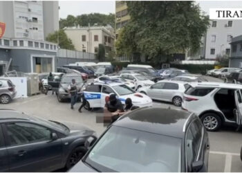 EMRAT/ Ja kush janë 3 të arrestuarit me 1 kg kokainë në rrugën ‘Myslym Shyri’ të Tiranës