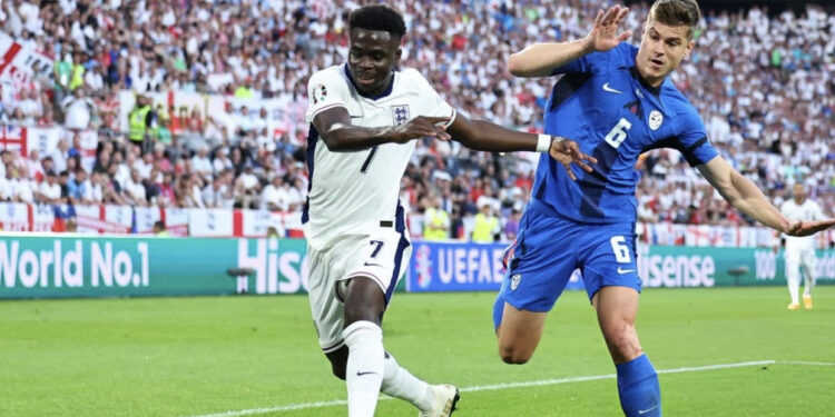 Anglia zhgënjen kundër Sllovenisë, të dyja arrijnë objektivat