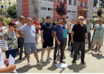Edi Rama dhe Majlinda Bufi duan t’i vrasin me termocentral, banorët e Suk1 hidhen në protestë përsëri para bashkisë Roskovec