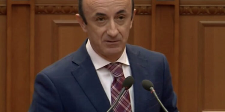 Sula: Kush mban zjarrin ndezur lufton për interesa personale