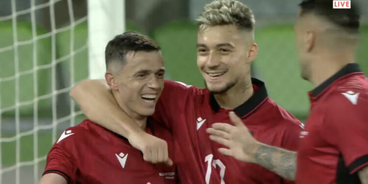 LIVE/ “Muçi is on Fire”, Shqipëria shënon golin e tretë me një aksion fantastik 