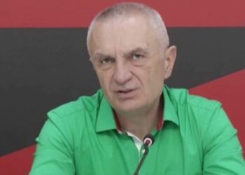 “Kjo qeveri i ka rrënjët në krim dhe korruptim”, Meta: Përshkallëzimi i protestave do japë rezultatet e duhura