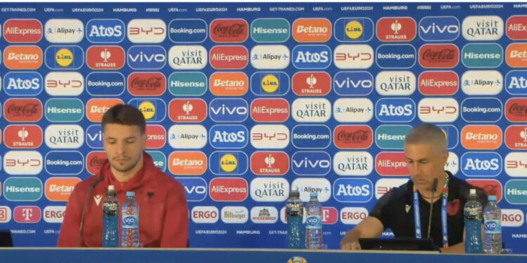 LIVE/ Konferenca para sfidës me Kroacinë, Sylvinho e Gjimshiti përballë gazetarëve