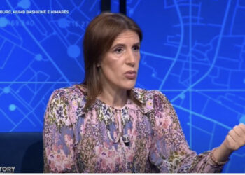 Klodiana Lala tregon historinë brenda burgut: U bë nami për syzet e Fredi Belerit, nuk lexonte dot