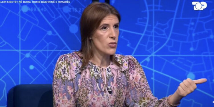 Klodiana Lala tregon historinë brenda burgut: U bë nami për syzet e Fredi Belerit, nuk lexonte dot