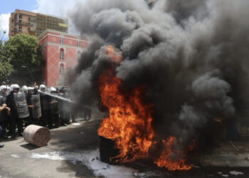 “Të largohet Veliaj”! Policia merr masat për protestën e opozitës