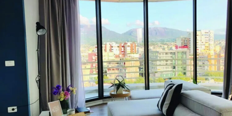 Të dhënat nga Censi: Gati 40% e pallateve dhe 33% e banesave janë bosh