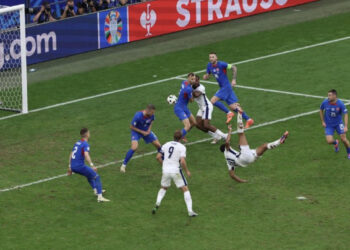 Anglia është gjallë! Barazim në minutën e 95, ndeshja shkon në shtesë